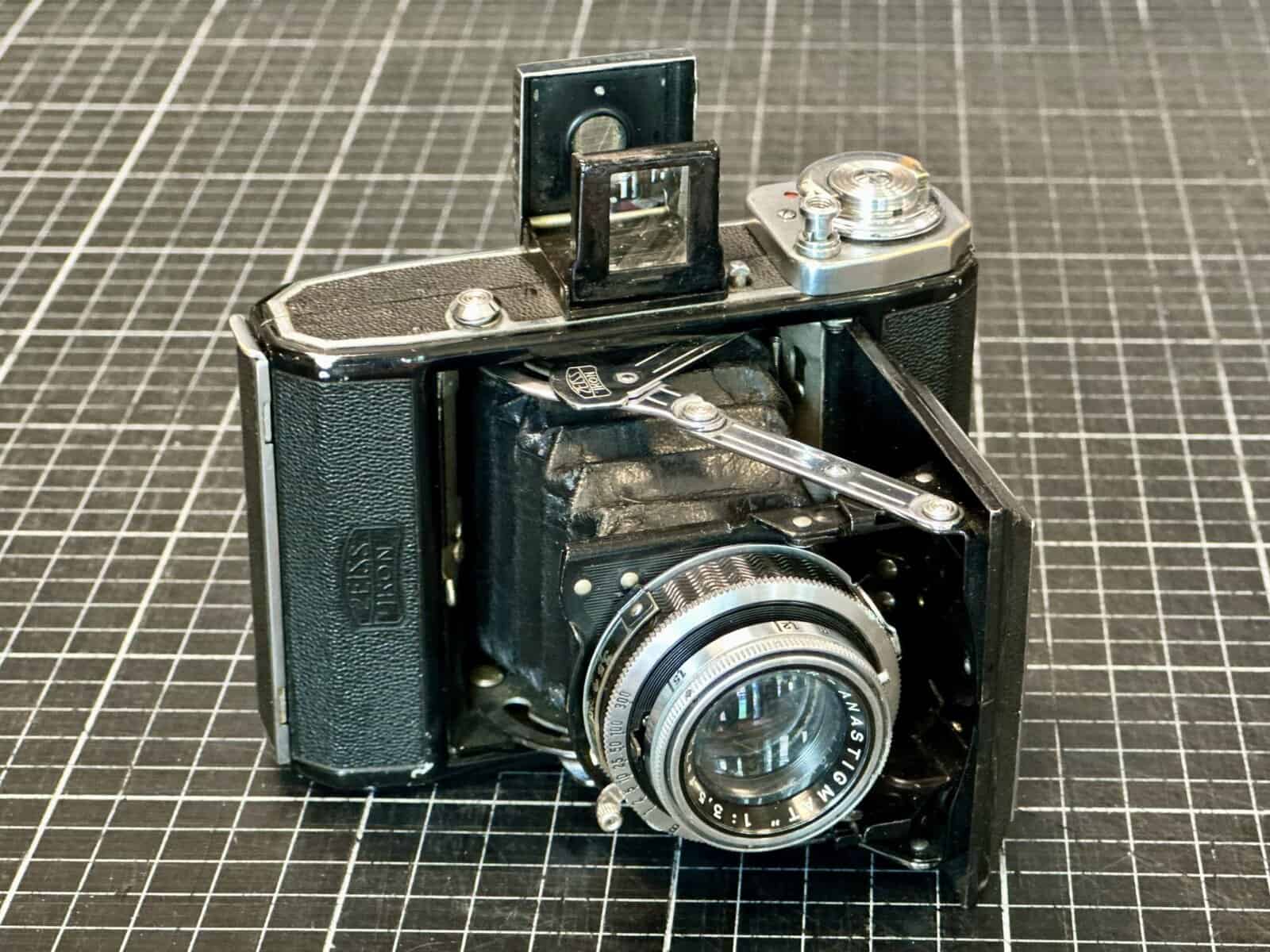 Medium format kamera
